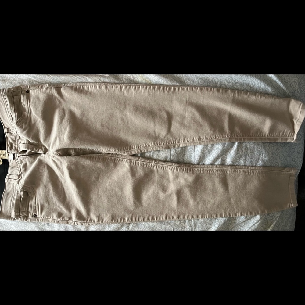 Democracy Khaki “Ab” Technology Straight Leg Pants, size 8